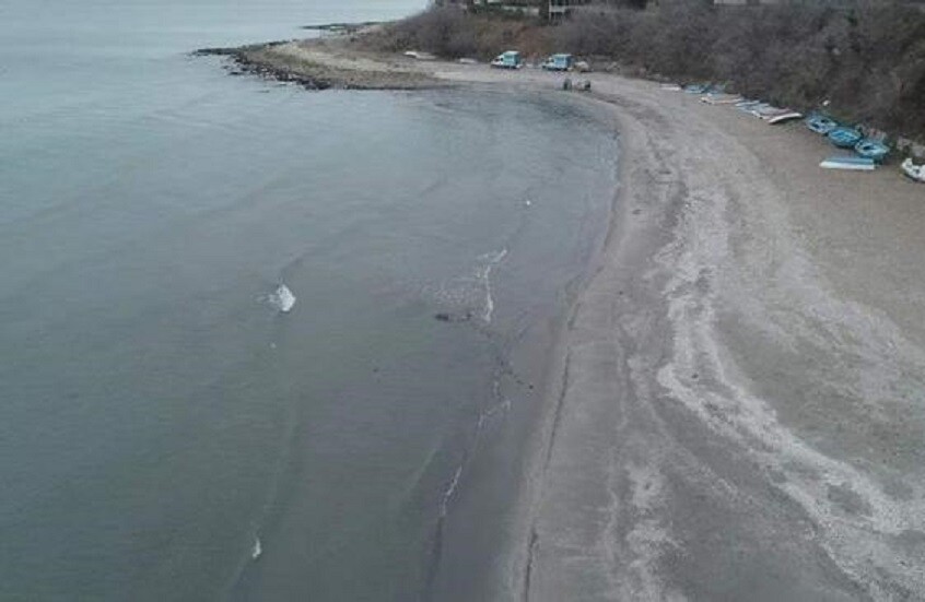 ظاهرة تثير قلق سكان تركيا.. ماذا يحدث لبحر مرمرة؟