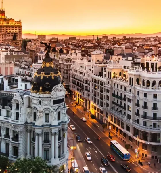 فرصة العمر: إسبانيا تفتح أبوابها لـ200 ألف تركي برواتب خيالية!