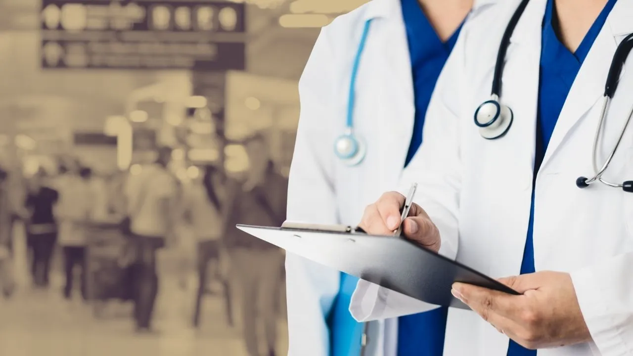 وزير الصحة يُفنّد الشائعات: لا هجرة جماعية للأطباء الأتراك في 2025!