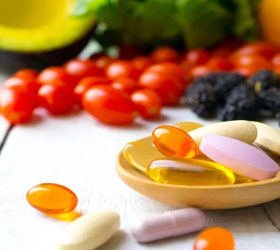 6 مكملات لا غنى عنها لحماية صحتك في الشتاء