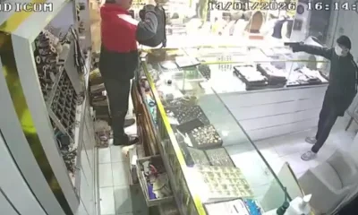 سطو مسلح على محل مجوهرات في إسطنبول وسرقة ذهب بمبلغ خيالي