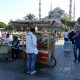 إسطنبول تشدد الرقابة على الباعة الجوالين ومنشآت الأغذية