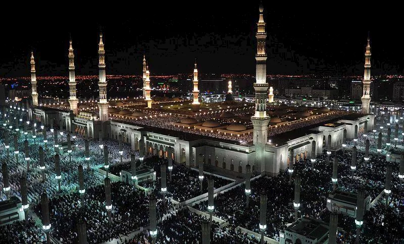 منع تصوير الأئمة والمصلين في مساجد السعودية أثناء الصلوات في رمضان.. ما السبب؟