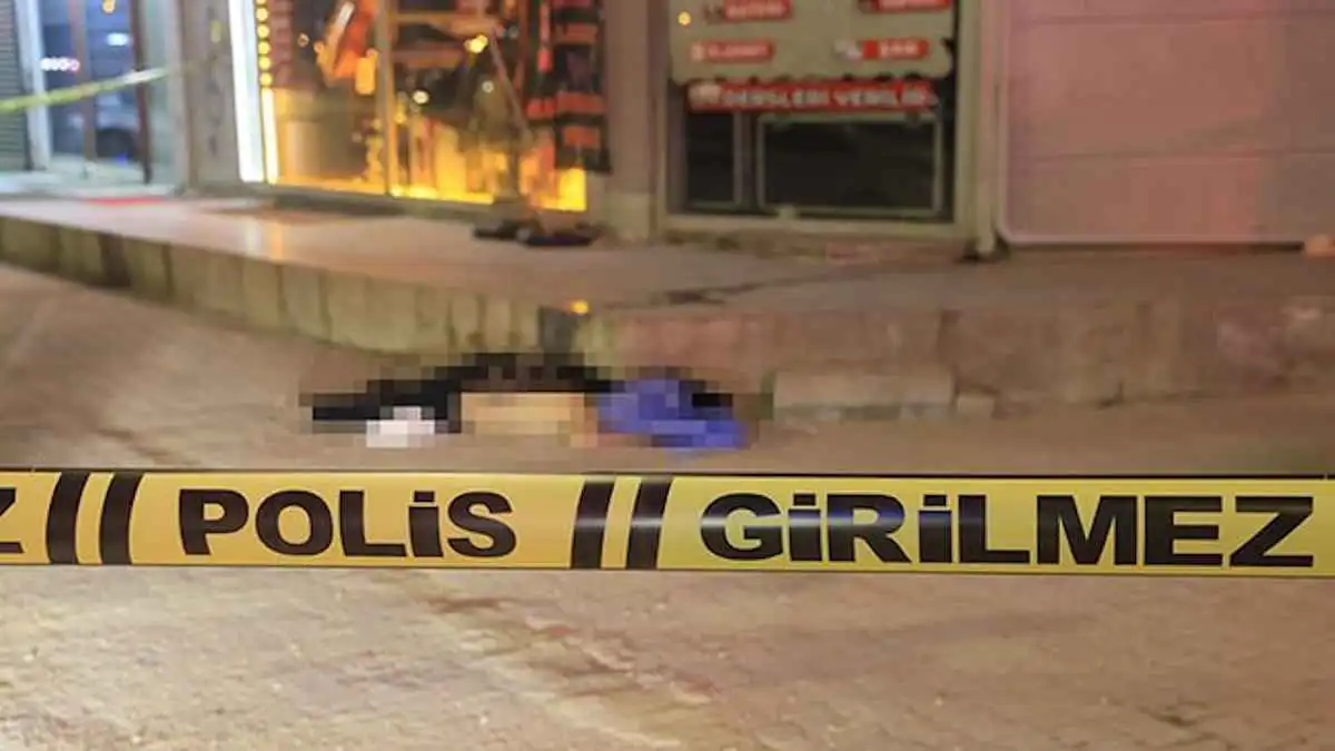 بعد مشاجرة مع زوجته.. مصرع شاب سوري في تركيا قفز من الطابق الخامس (فيديو)