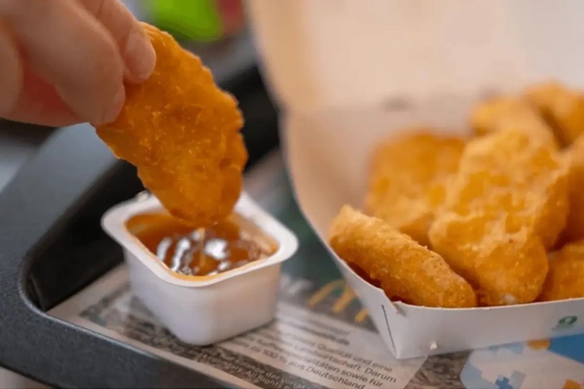 وداعًا لأكياس الكاتشب والمايونيز.. قرارات أوروبية صارمة تدخل حيّز التنفيذ