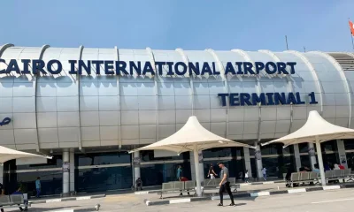 مطار القاهرة مصر