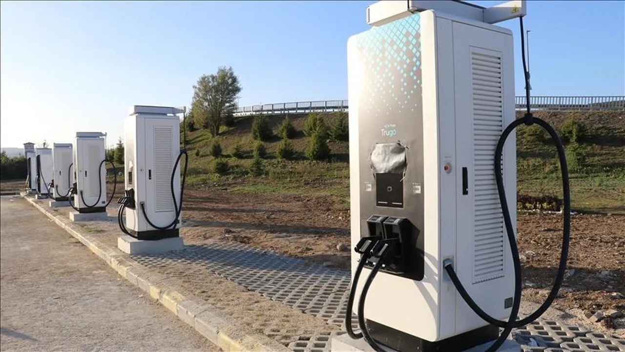 زيادة مفاجئة في أسعار الشحن.. ماذا يعني قرار Tesla لمستخدميها في تركيا؟