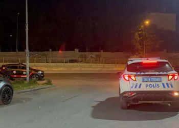 هجوم مسلح يهز إسطنبول.. إصابة 3 أشخاص والشرطة تطارد الجناة