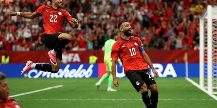 مكافأة الفيفا.. كم كسب منتخب مصر بعد أول فوز في كأس العالم؟