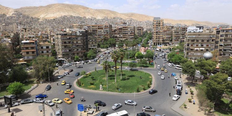 الكشف عن متوسط عدد السكان في سوريا خلال 2026