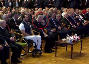 لحظات مؤثرة للرئيس أردوغان في حفل إحياء ذكرى 15 يوليو