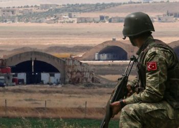 هل كان جنود أتراك في قاعدة أبو الظهور التي قصفتها إسرائيل 8 مرات؟ سوريا تحسم الجدل