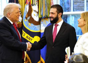 أحمد الشرع يكشف حوارًا طريفًا مع ترامب بسبب الجولان.. ماذا قال؟