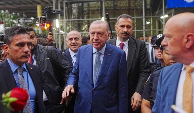أردوغان يفاجئ المواطنين في نيويورك.. شاهد ما حدث