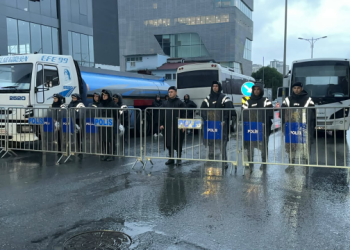 إغلاق قناة تلفزيونية شهيرة في تركيا.. احتجاز 11 شخصاً وتعيين وصي